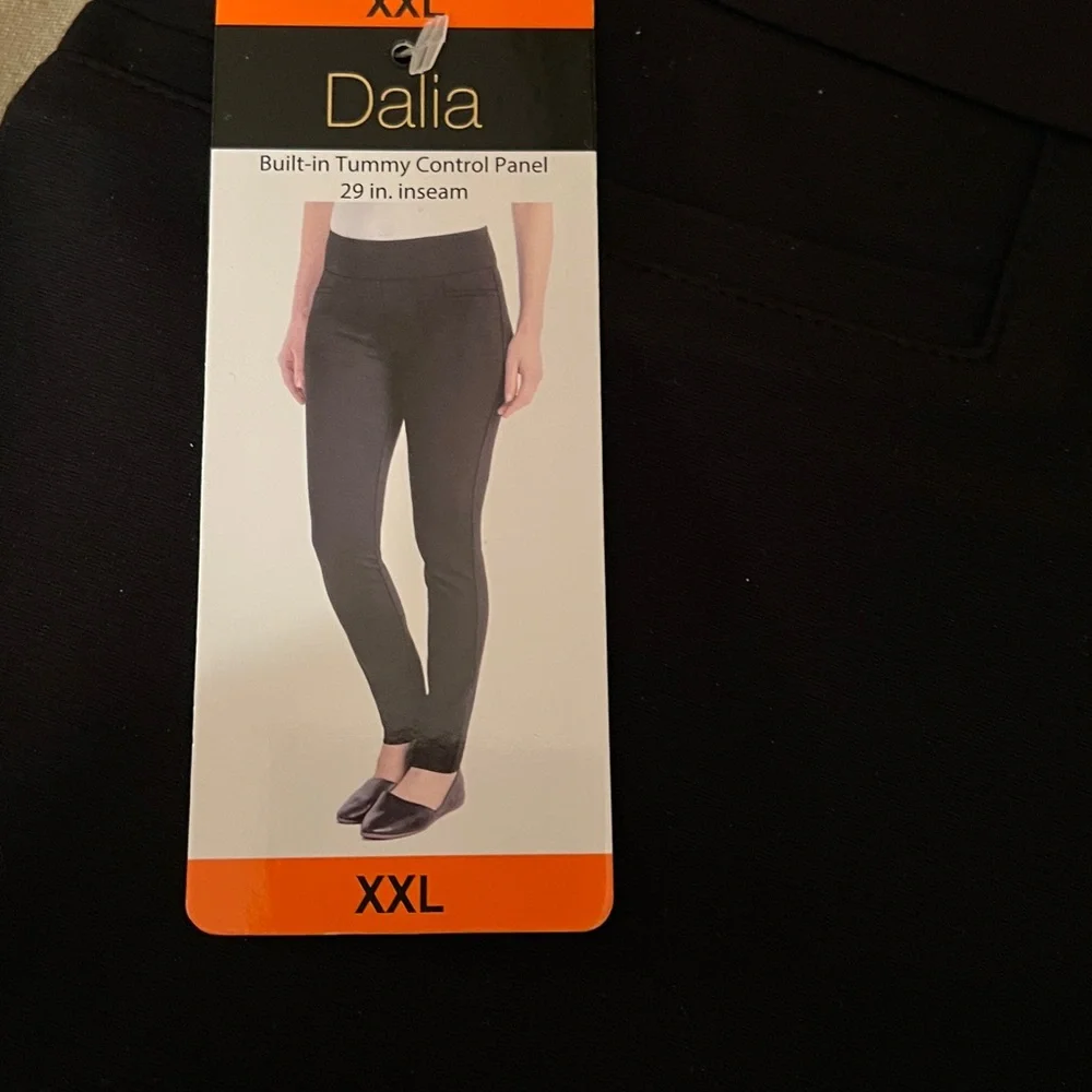 Dalia Black Tummy Control Pants - Picture 2 of 6